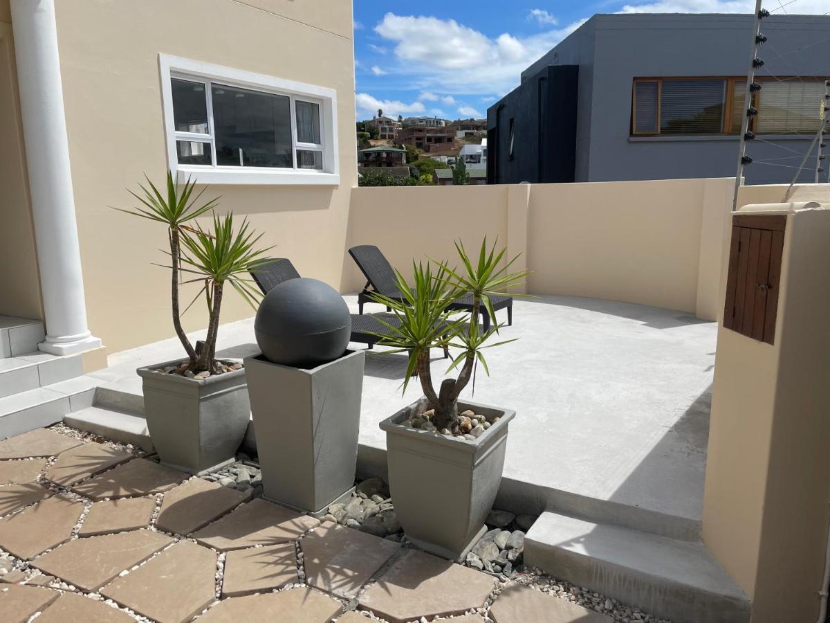 'On Point' Beach House - Jeffreys Bay Exteriör bild